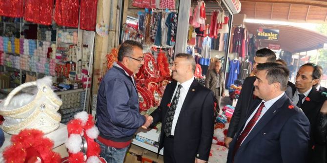 Ak Parti Milletvekillerinin Referandum Çalışmaları Devam Ediyor