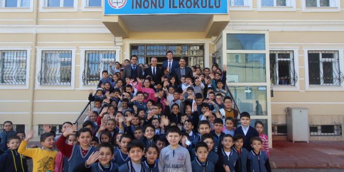 İlkokula Spor Malzemesi Desteği