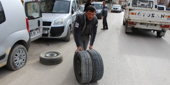 Amasya’da Bir Gecede 35 Aracın Lastiklerini Kestiler