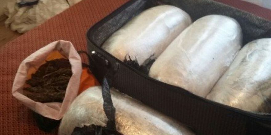 Antalya’da Uyuşturucu Operasyonu