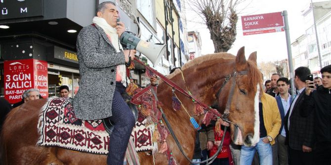 Sanatçı Aydın Aydın’dan İlginç Davet