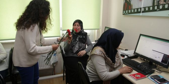 Omek Bilgisayar Kursu Öğrencilerine Anlamlı Kutlama