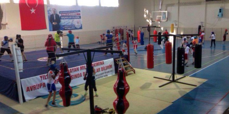 Boks Milli Takımı Gölbaşı’nda Kamp Kurdu