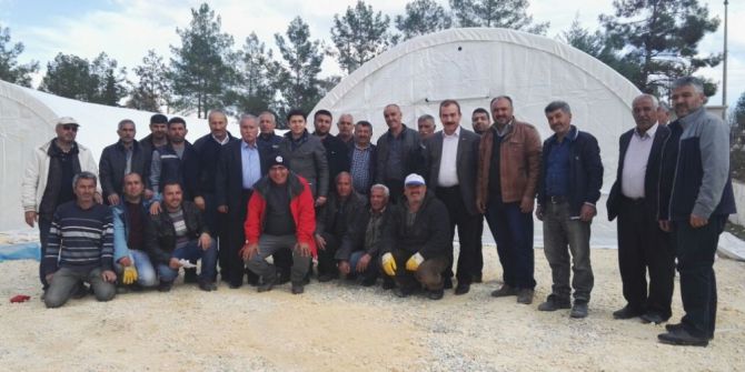 Afad Ekipleri Deprem Bölgesinden Takdir Topladı