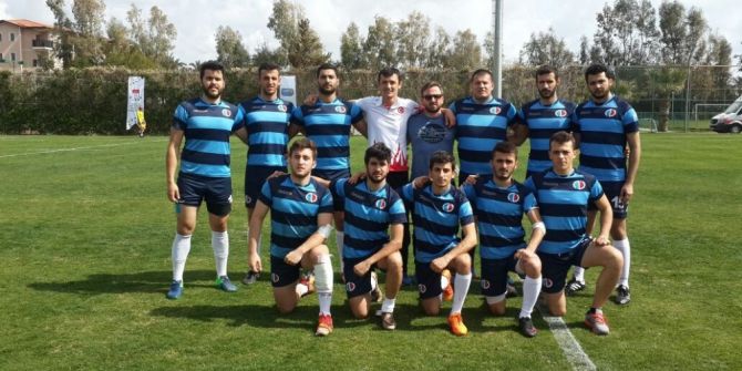 Unilig Ragbi Eleme Müsabakalarında Anadolu Üniversitesi Erkek Takımı Birinci Oldu