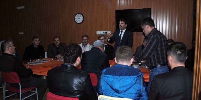 Ak Partililer Ketenciler Köyü’nde Havai Fişeklerle Karşılandı