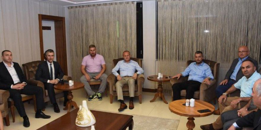 Başkan Keleş, Meclis Üyeleri İle Bir Araya Geldi