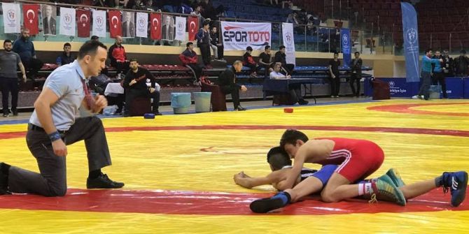 24 İlden 400 Sporcu Yarıştı