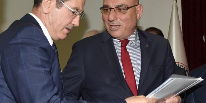 Tesob Başkan Kara, Esnafın Sorunlarını İçeren Dosyayı Başbakan Yardımcısı Canikli’ye Sundu