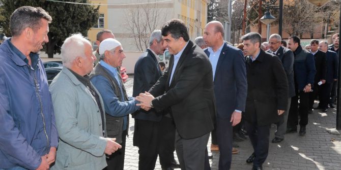 Başkan Fadıloğlu’ndan Hafta Sonunda Referandum Mesaisi