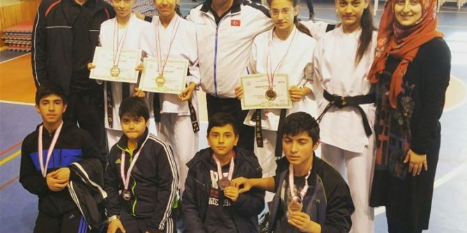 Karateciler Finallerde