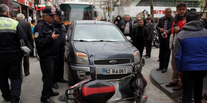Samsun’da Otomobil İle Elektrikli Bisiklet Çarpıştı: 1 Yaralı