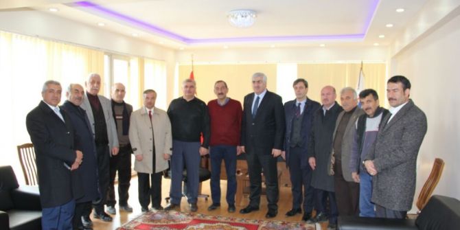 Ak Parti Erzurum İl Başkanı Mehmet Emin Öz;