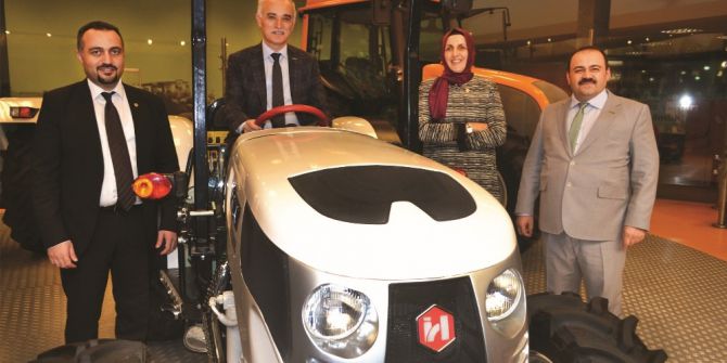 Erdoğan: “Hattat Traktör Olarak Hedef Büyüttük”