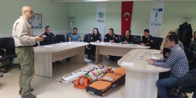 Teski Personeline ‘Hasta, Yaralı Taşıma Teknikleri Eğitimi’ Verildi