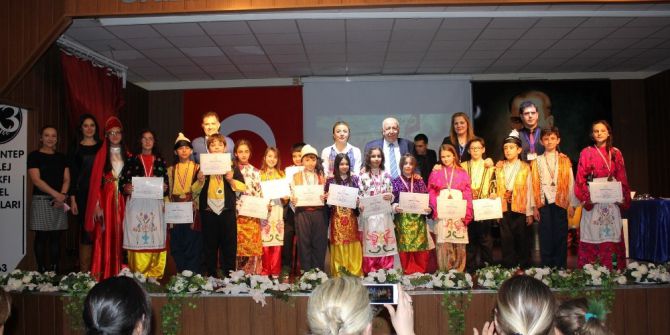 15 Birincisi Olan İstiklal Marşı Okuma Yarışması