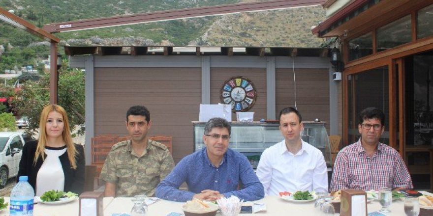 Samandağ’da “Milli Birlik Ve Kardeşlik” Kahvaltısı