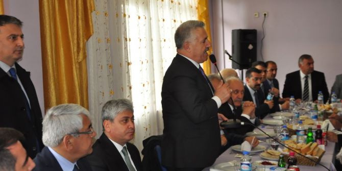 Bakan Arslan, Muhtarlarla Buluştu