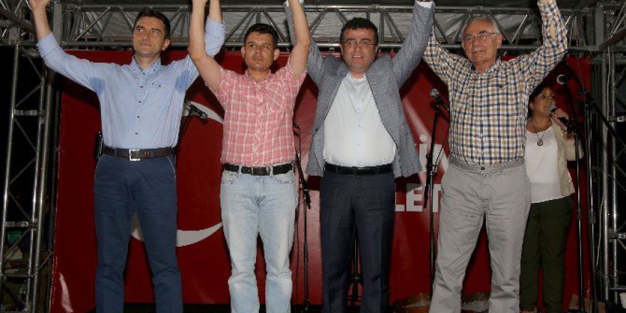 Atakum’da Birlik Ve Beraberlik Pozu