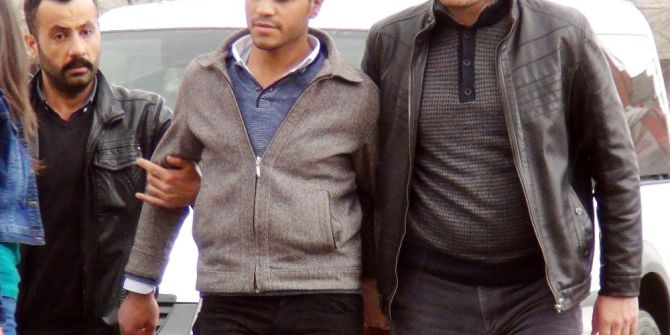 Boşandığı Eşini Kucağındaki Çocuğu İle Öldüren Şüpheli Tutuklandı