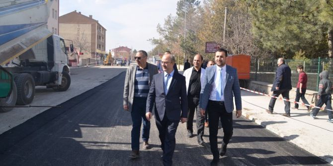 Başkan Gülcüoğlu, Asfaltlama Çalışmalarını Yerinde İnceledi