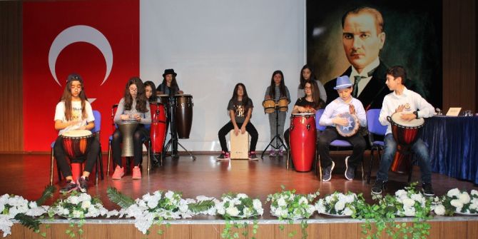 Gaziantep Kolej Vakfında Mini Konser