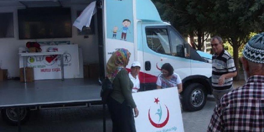 Sağlıklı Yaşam Aracı Çomü’de Bilgilendirme Yaptı