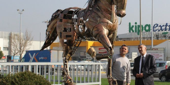 Tesadüfen Hayatı Değişti