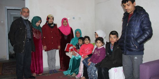Savaştan Kaçan Türkmen Aile Yardım Eli Uzatılmasını Bekliyor