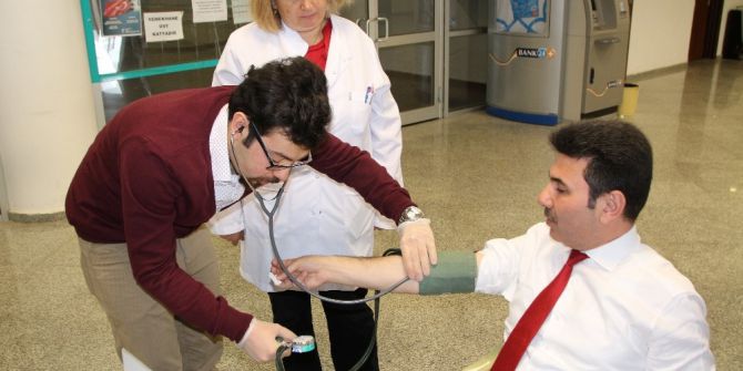 Kızılay Kan Bağışına Üniversitesinden Destek