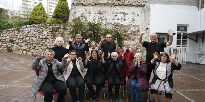 ‘Sev Kardeşim’i Sessiz Söylediler