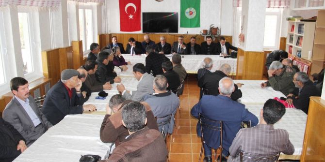 Çemişgezek’te Çiftçiler Bilgilendirildi