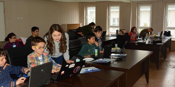 Dinar’da 90 Öğrenciye Yazılım Kursu Verildi