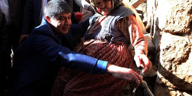 Fatma Nine’ye Ev Sürprizi