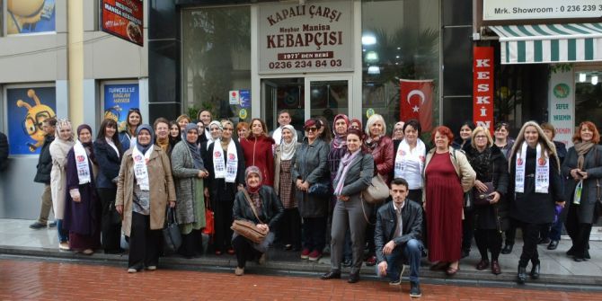 Bosna Hersekli Bayanlar Hanımlar Lokallerine Hayran Kaldı