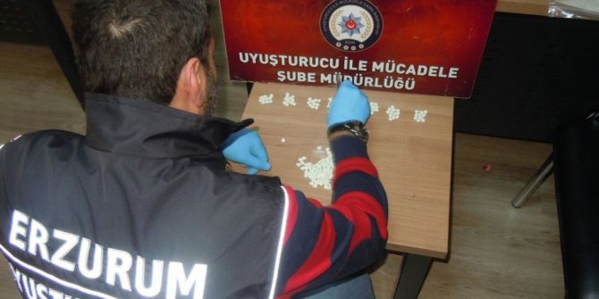 Narkotim Ekiplerinden Uyuşturucu Tacirlerine Operasyon