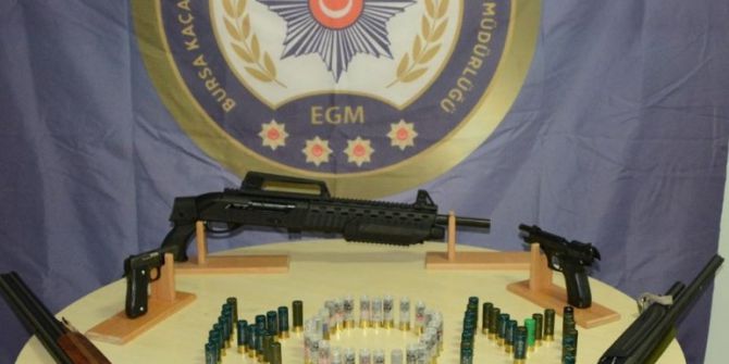 Ruhsatsız Silah Satıcılarına Operasyon: 15 Gözaltı