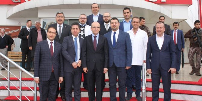 Başbakan Yardımcısı Şimşek, Özel Göznuru Göz Hastanesini Ziyaret Etti