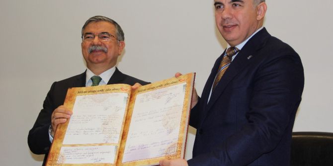 (Düzeltme) Bakan Yılmaz’dan Partili Cumhurbaşkanlığına Abd Ve İnönü Örneği