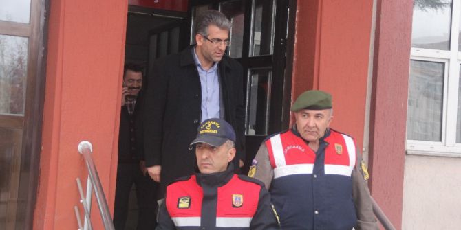 Hdp Van Milletvekili Adem Geveri, Kaldığı Otelde Gözaltına Alındı