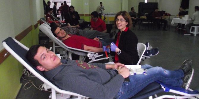 Karacabey Meslek Yüksekokulu Kızılay’a Kan Bağışında Bulundu