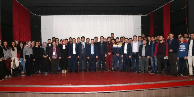 Aksaray’da Gençlere Cumhurbaşkanlığını Hükümet Sistemi Anlatıldı