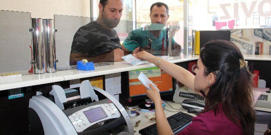 Vatandaşlar Ekonomiye Sahip Çıkıyor