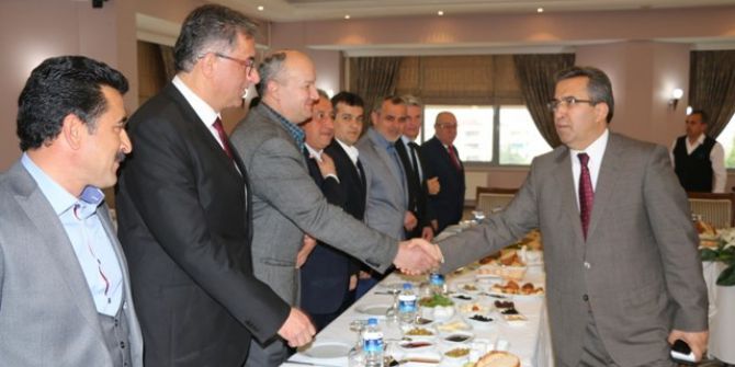 Denizli Emniyet Müdürü Demir, Muhtarlarıyla Buluştu