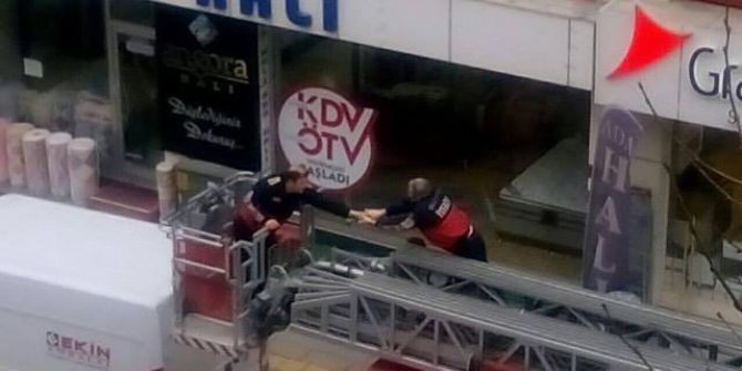 İtfaiye Ekipleri Güvercini Kurtarmak İçin Seferber Oldu