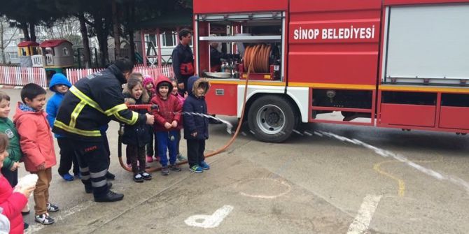Ana Sınıflarına Uygulamalı Yangın Tatbikatı