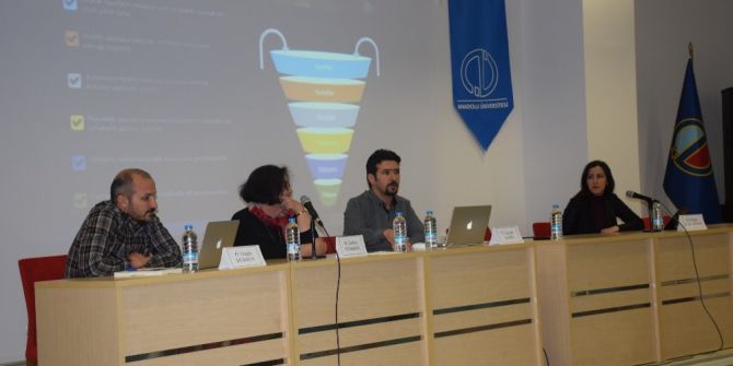 Anadolu Üniversitesinde ’Dijital Yaşamda Çocuğun Esenliğinin Sağlanması’ Konulu Panel Düzenlendi