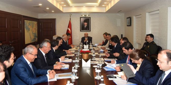 Vali Demirtaş Kaymakamlar İle Buluştu