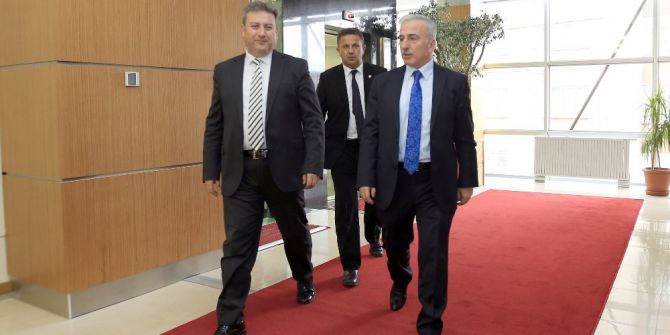 Vali Kamçı Talas’ta