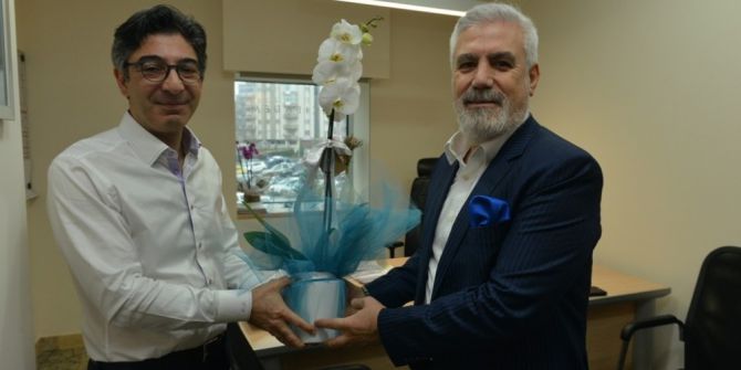 Bozbey’den Sağlık Çalışanları İçin Saygı Çağrısı